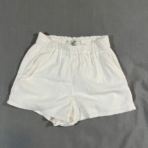 Hollister White Ultra High Rise Linen Shorts‎ Women's XS Summer Blend